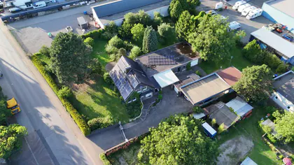 Vorschau: Drohnenflug am privaten Haus